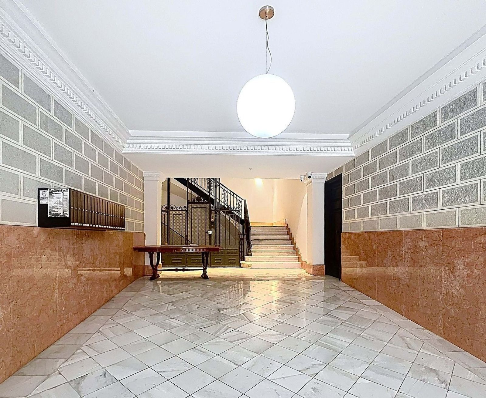 Apartment à Barcelona, Espagne 2 chambres, 103 m2 No. 179334