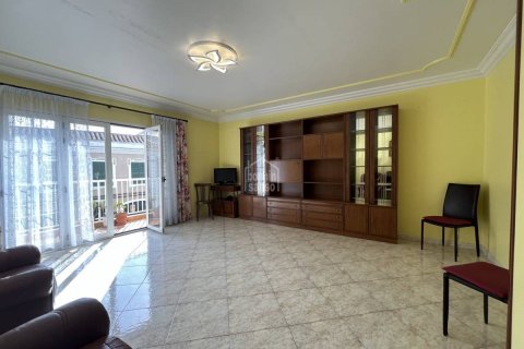 Продажа квартиры в Алайор, Менорка, Испания 4 спальни, 124м2 №192383 - фото 6