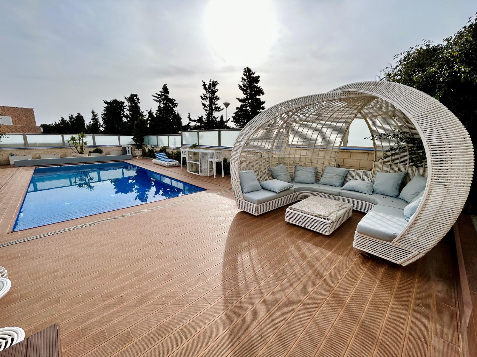 Villa a Torrevieja, Alicante, Spagna 5 camere da letto, 469 mq. N° 138958