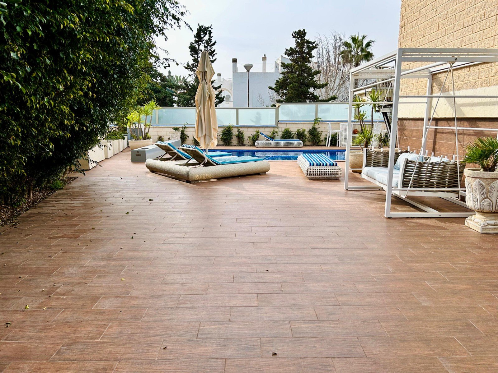 Villa a Torrevieja, Alicante, Spagna 5 camere da letto, 469 mq. N° 138958