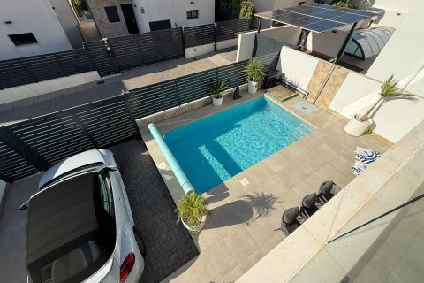 Villa in vendita Los Montesinos, Alicante, Spagna 3 camere da letto, 140 mq. N° 138964 - foto 1