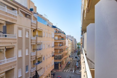 Продажа квартиры в Торревьеха, Аликанте, Испания 3 спальни, 92м2 №183416 - фото 30