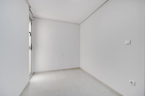 Продажа квартиры в Торревьеха, Аликанте, Испания 3 спальни, 92м2 №183416 - фото 26
