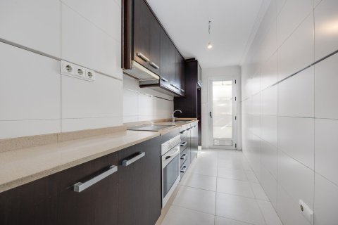 Продажа квартиры в Торревьеха, Аликанте, Испания 3 спальни, 92м2 №183416 - фото 4