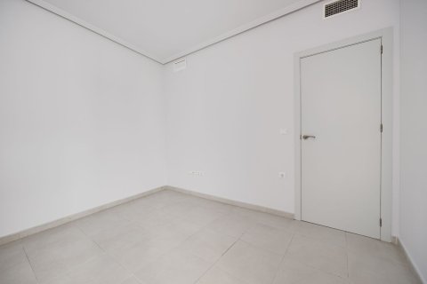 Продажа квартиры в Торревьеха, Аликанте, Испания 3 спальни, 92м2 №183416 - фото 24