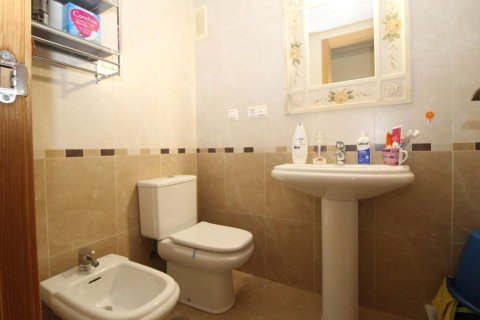 Продажа квартиры в Торревьеха, Аликанте, Испания 2 спальни, 75м2 №183415 - фото 29