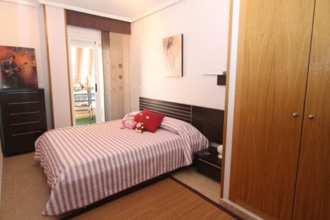 Продажа квартиры в Торревьеха, Аликанте, Испания 2 спальни, 75м2 №183415 - фото 27