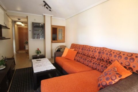 Продажа квартиры в Торревьеха, Аликанте, Испания 2 спальни, 75м2 №183415 - фото 3