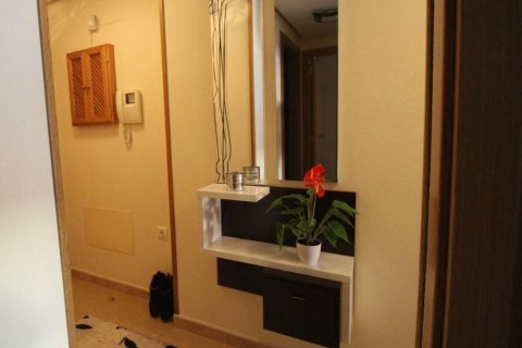 Продажа квартиры в Торревьеха, Аликанте, Испания 2 спальни, 75м2 №183415 - фото 9