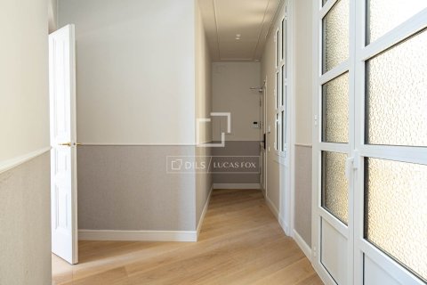 Apartamento en venta en Barcelona, España 2 dormitorios, 88 m2 No. 166789 - foto 21