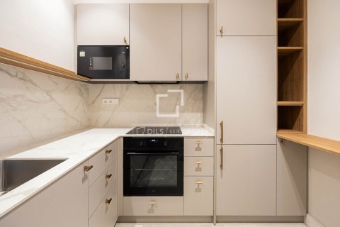 Apartamento en venta en Barcelona, España 2 dormitorios, 88 m2 No. 166789 - foto 17