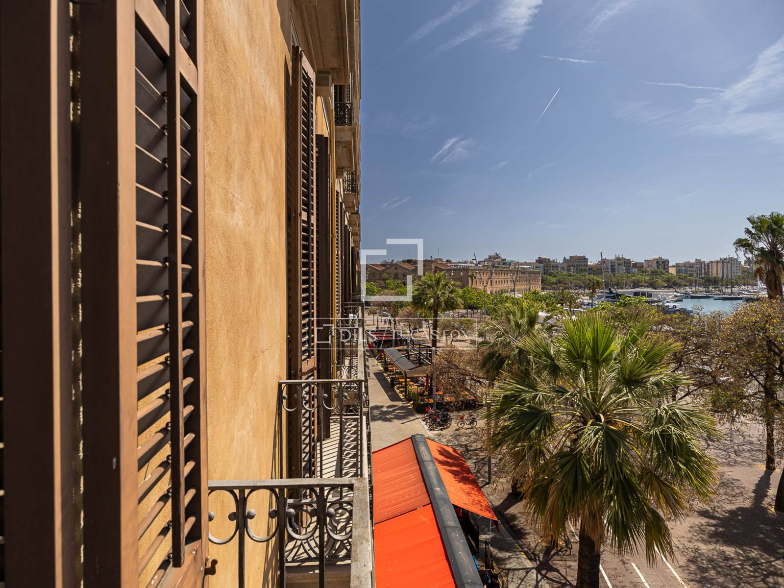 Apartment à Barcelona, Espagne 2 chambres, 88 m2 No. 166789