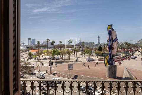 Apartamento en venta en Barcelona, España 2 dormitorios, 88 m2 No. 166789 - foto 2