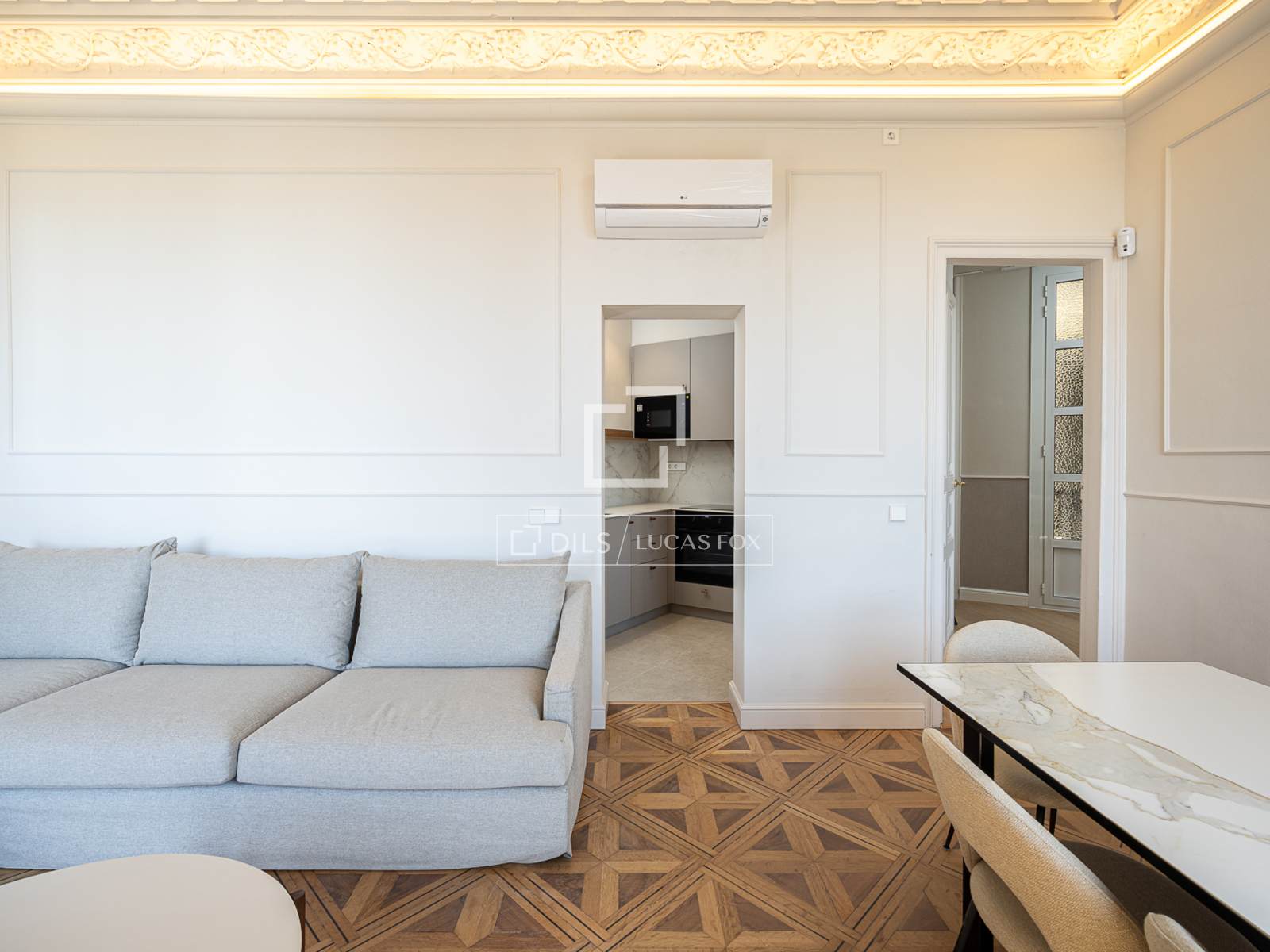 Apartment à Barcelona, Espagne 2 chambres, 88 m2 No. 166789