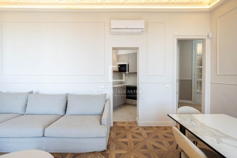 Apartamento en venta en Barcelona, España 2 dormitorios, 88 m2 No. 166789 - foto 15
