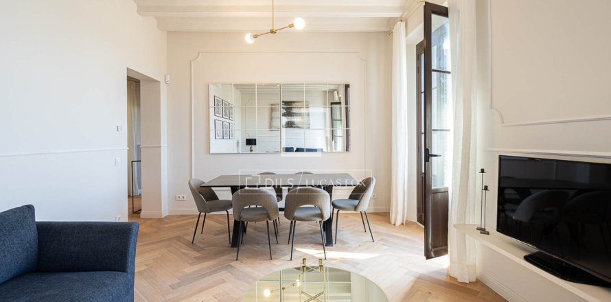 Apartamento en Barcelona, España 2 dormitorios, 85 m2 No. 166788