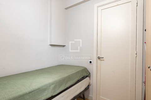 Huoneisto myytävänä Barcelona, Espanja, 4 makuuhuonetta, 170 m2 No. 166790 - kuva 30