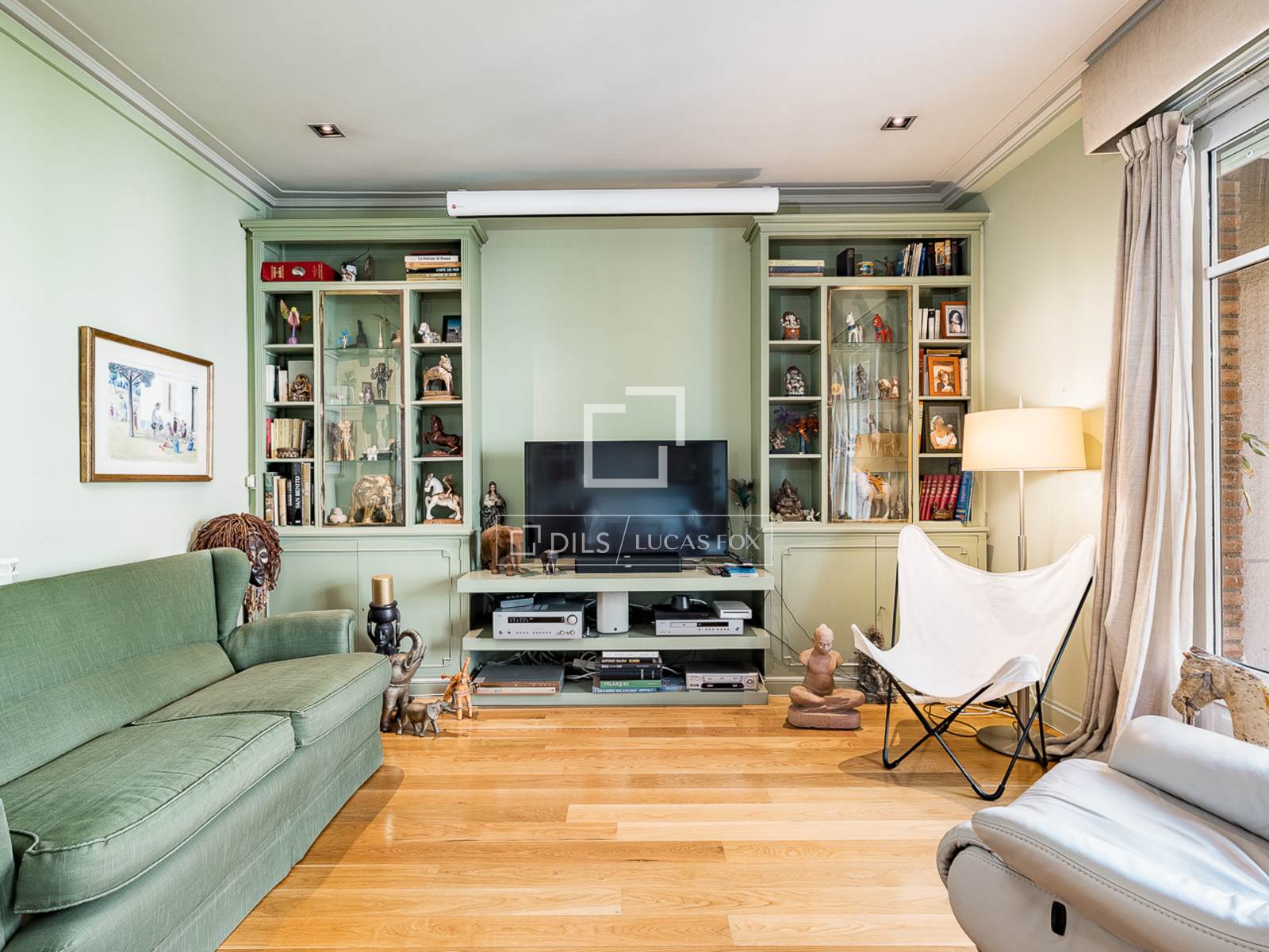 Apartamento en Barcelona, España 4 dormitorios, 170 m2 No. 166790