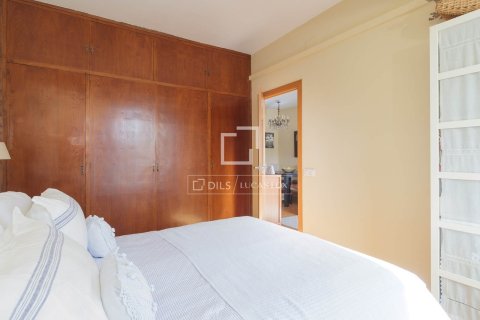 Huoneisto myytävänä Barcelona, Espanja, 3 makuuhuonetta, 87 m2 No. 166791 - kuva 16