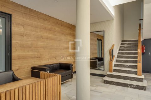 Huoneisto myytävänä Barcelona, Espanja, 3 makuuhuonetta, 87 m2 No. 166791 - kuva 30
