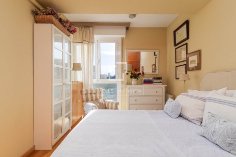 Huoneisto myytävänä Barcelona, Espanja, 3 makuuhuonetta, 87 m2 No. 166791 - kuva 15