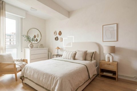 Apartamento en venta en Barcelona, España 3 dormitorios, 87 m2 No. 166791 - foto 30