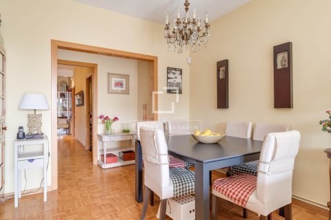 Huoneisto myytävänä Barcelona, Espanja, 3 makuuhuonetta, 87 m2 No. 166791 - kuva 9