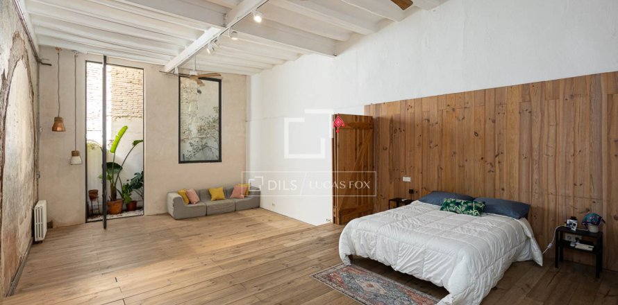 Huoneisto Barcelona, Espanja 1 makuuhuone, 163 m2 No. 166786