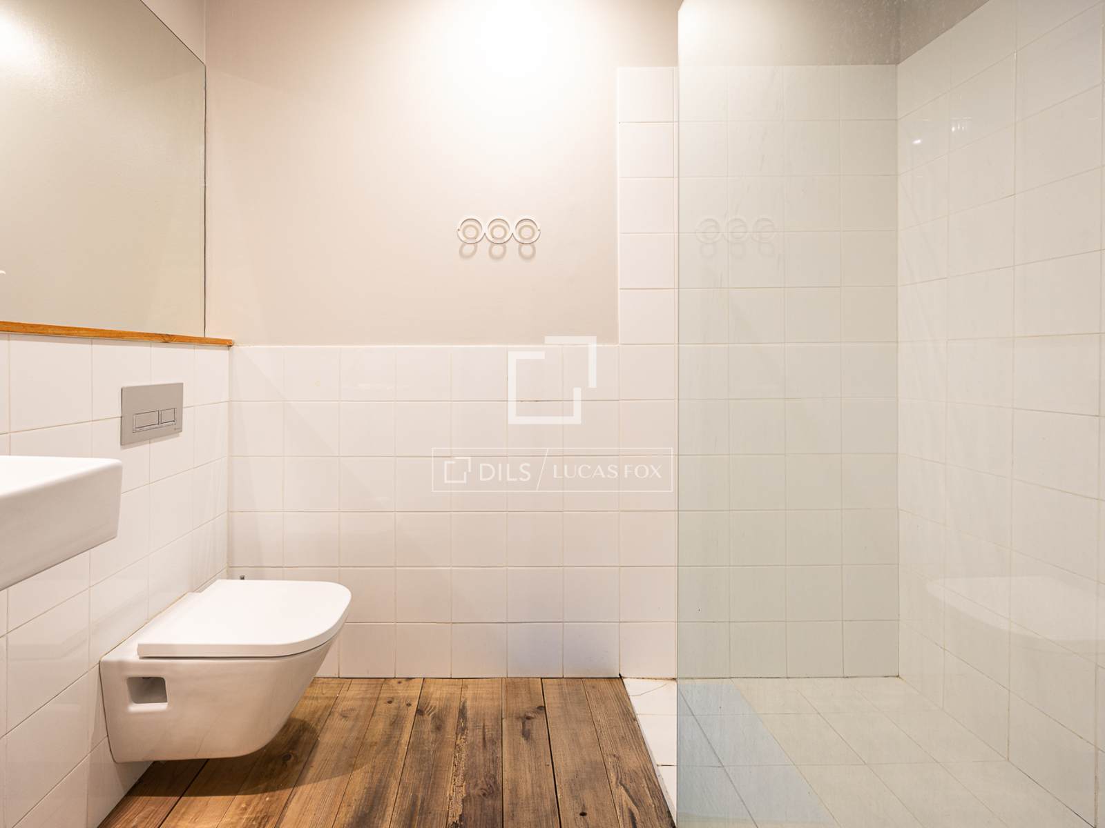 Apartamento en Barcelona, España 1 dormitorio, 163 m2 No. 166786