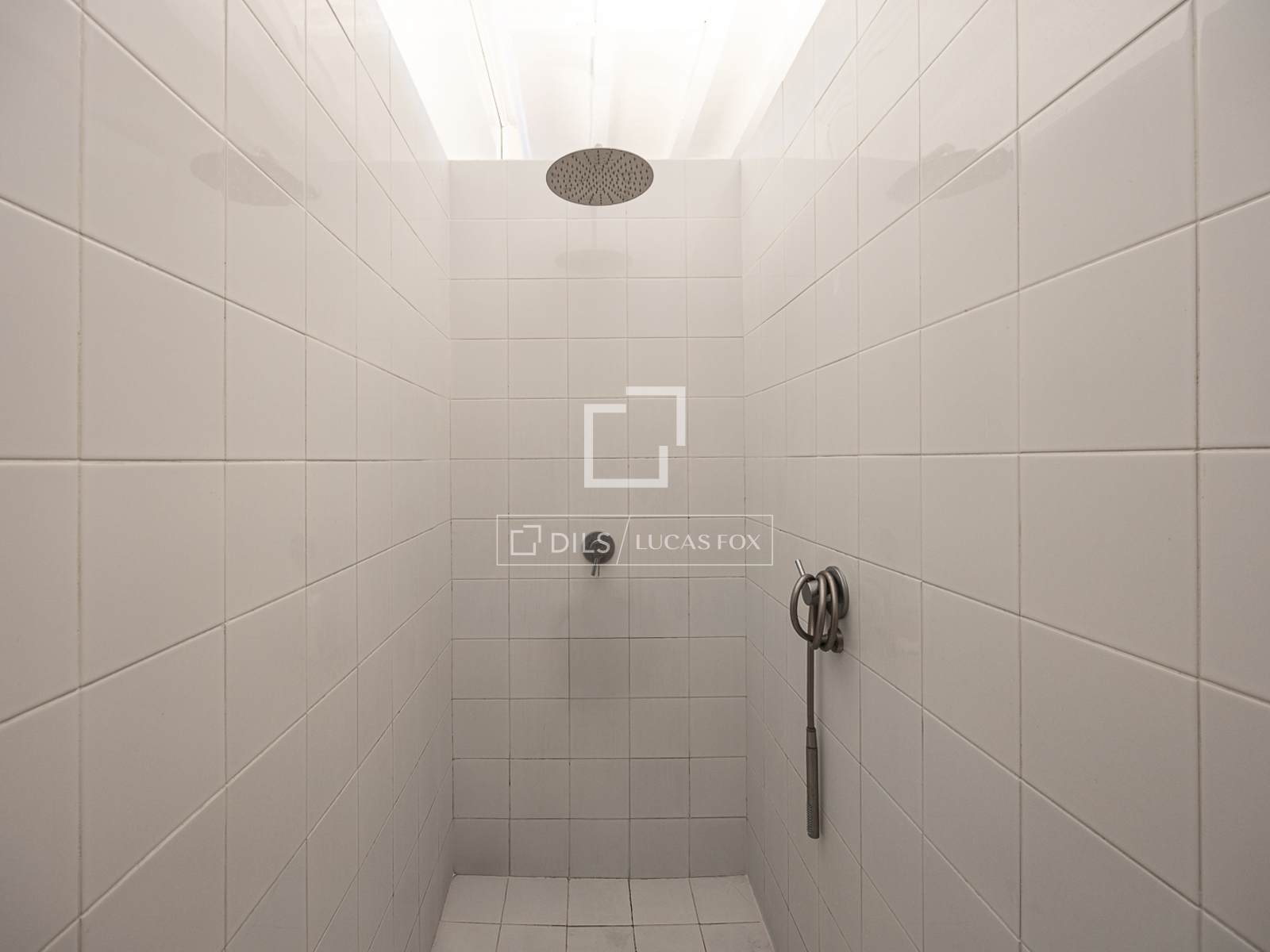 Apartamento en Barcelona, España 1 dormitorio, 163 m2 No. 166786