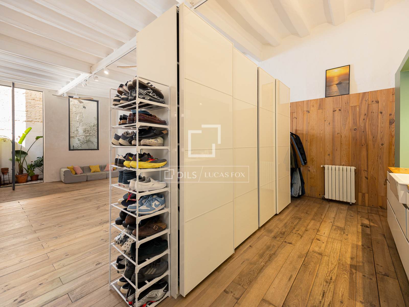 Apartamento en Barcelona, España 1 dormitorio, 163 m2 No. 166786