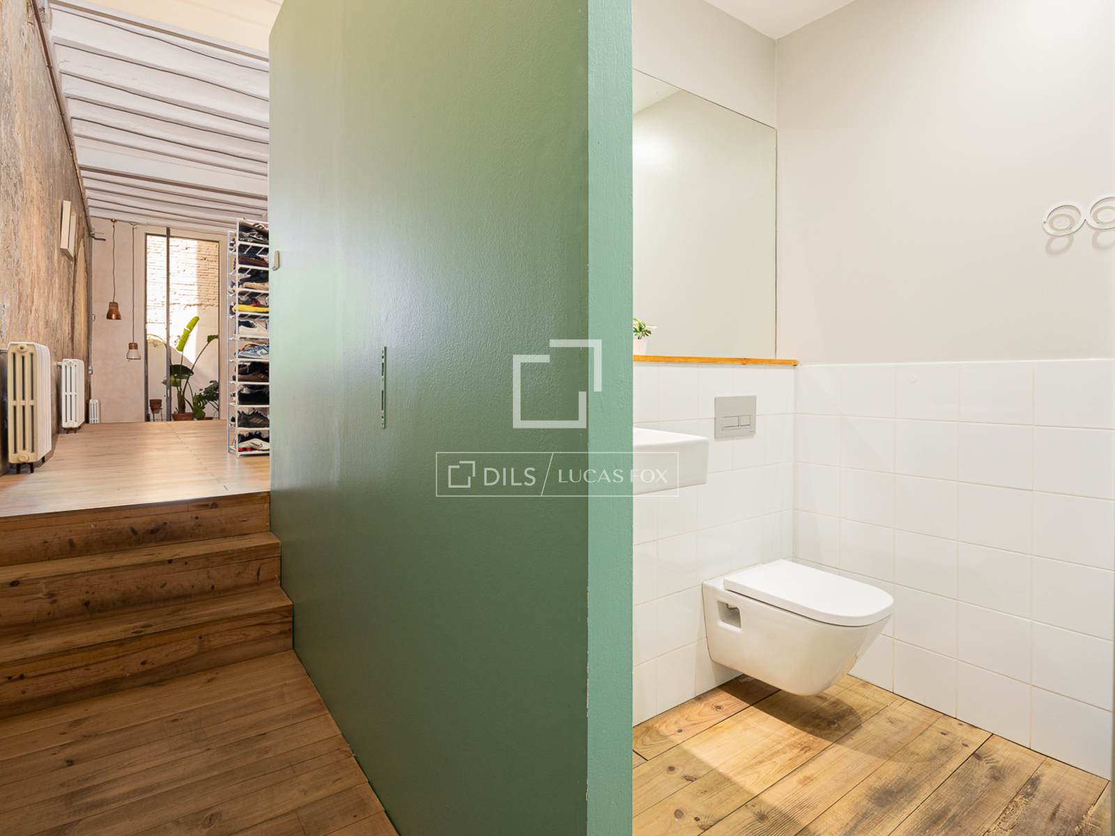 Apartamento en Barcelona, España 1 dormitorio, 163 m2 No. 166786