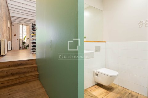 Huoneisto myytävänä Barcelona, Espanja, 1 makuuhuone, 163 m2 No. 166786 - kuva 18