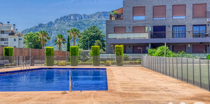Apartment à Denia, Alicante, Espagne 1 chambre, 65 m2 No. 188134