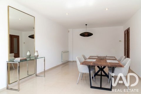 Duplex à vendre à Arenys de Munt, Barcelona, Espagne, 4 chambres, 129 m2 No. 188131 - photo 3