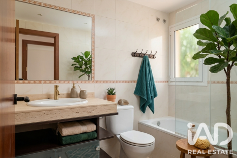 Duplex à vendre à Arenys de Munt, Barcelona, Espagne, 4 chambres, 129 m2 No. 188131 - photo 8