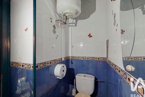 Продажа коммерческой недвижимости в Торредембарра, Таррагона, Испания 2 спальни, 60м2 №188132 - фото 25