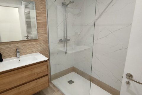 Apartment à vendre à Valladolid, Espagne, 3 chambres, 122 m2 No. 188135 - photo 17