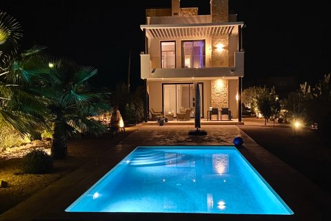 Villa à vendre Cala Pi, Mallorca, Espagne, 3 chambres, 268 m2 No. 111988 - photo 1