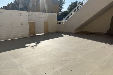 Apartment for sale in Pilar de la Horadada, Alicante, Spain 2 bedrooms,  No. 155914 - photo 9