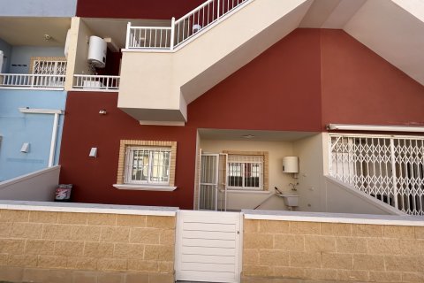 Apartment for sale in Pilar de la Horadada, Alicante, Spain 2 bedrooms,  No. 155914 - photo 7