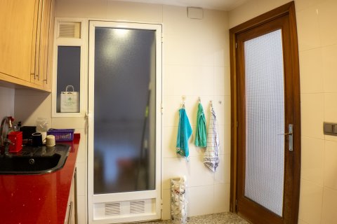 Huoneisto myytävänä Alicante, Espanja, 3 makuuhuonetta, 120 m2 No. 155911 - kuva 23