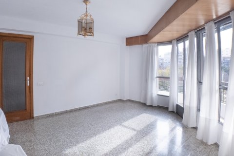Huoneisto myytävänä Alicante, Espanja, 3 makuuhuonetta, 120 m2 No. 155911 - kuva 15