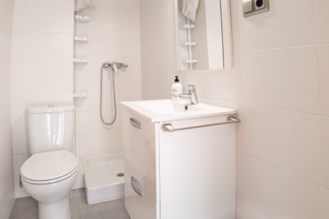 Huoneisto myytävänä Alicante, Espanja, 3 makuuhuonetta, 120 m2 No. 155911 - kuva 10