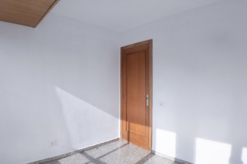 Huoneisto myytävänä Alicante, Espanja, 3 makuuhuonetta, 120 m2 No. 155911 - kuva 27