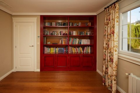 Villa for sale in Rojales, Alicante, Spain 5 bedrooms, 379 sq.m. No. 155913 - photo 14