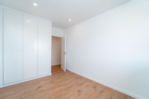 Apartment for sale Madrid, Spain 4 bedrooms, 211 sq.m. No. 116813 - photo 30