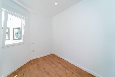 Apartment for sale Madrid, Spain 4 bedrooms, 211 sq.m. No. 116813 - photo 27