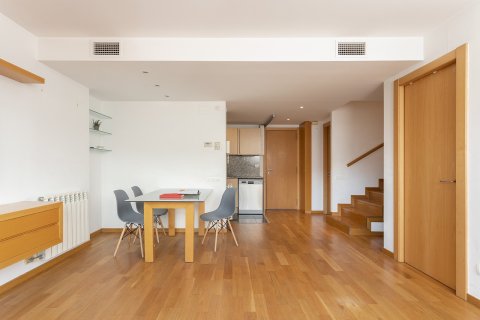 Apartment à vendre Barcelona, Espagne, 2 chambres, 86 m2 No. 133466 - photo 11