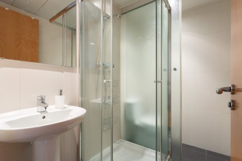 Apartment à vendre Barcelona, Espagne, 2 chambres, 86 m2 No. 133466 - photo 19